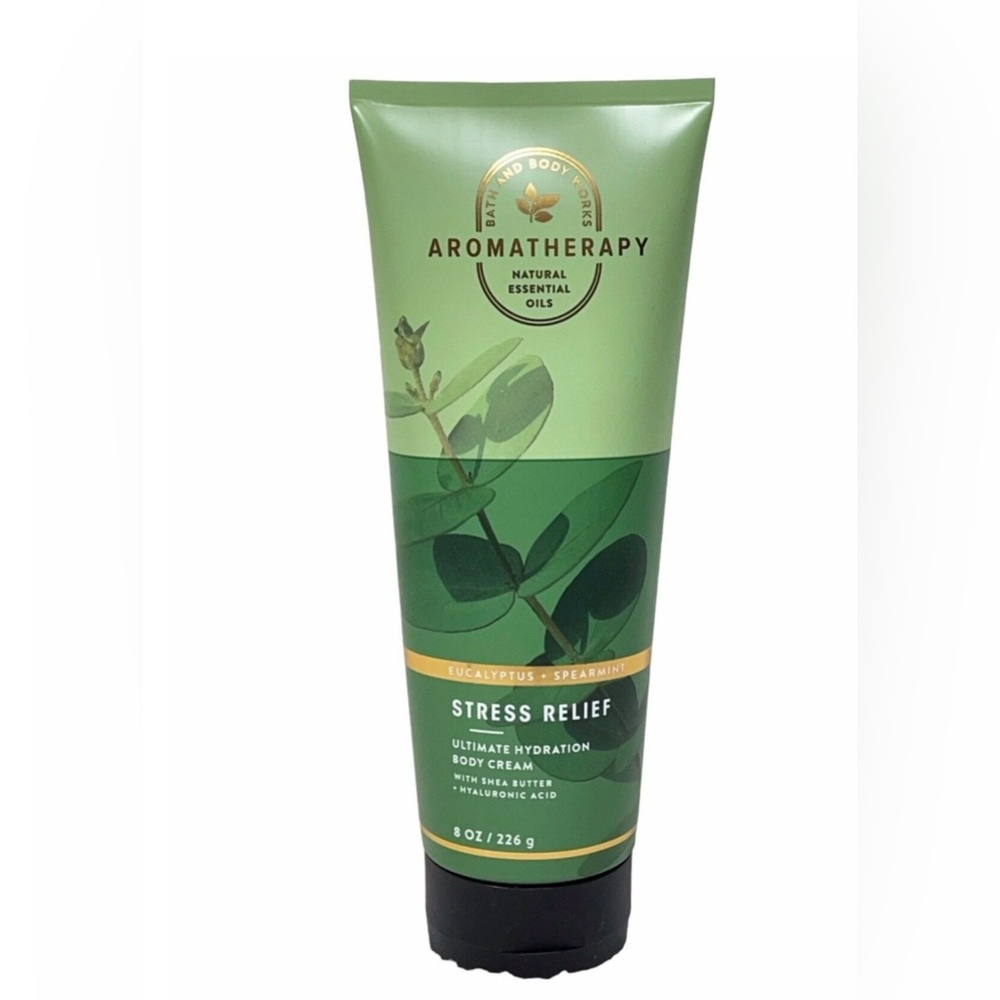 Bath & Body Works Aromatherapy Stress Relief Body Cream NWT 🌿